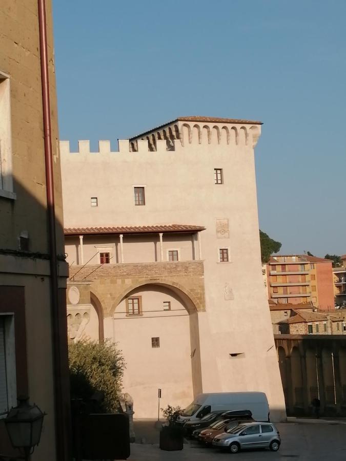 Hotel Km 0 Dal Centro By Tiziana Monaldi Pitigliano Exterior foto