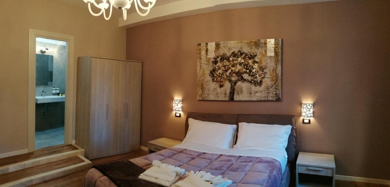 Hotel Km 0 Dal Centro By Tiziana Monaldi Pitigliano Exterior foto